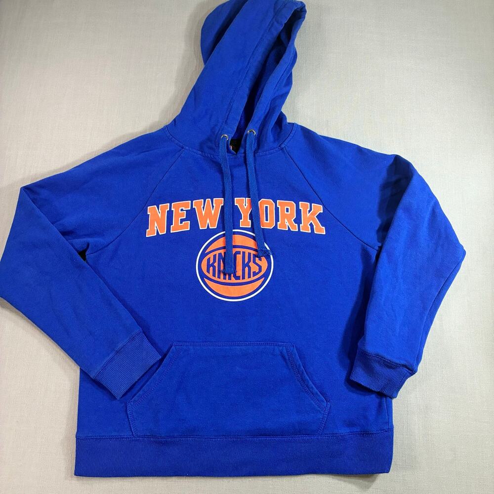 NBA New York Knicks Hoodie Men’s Small Blue Pullover Graphic Sweatshirt
